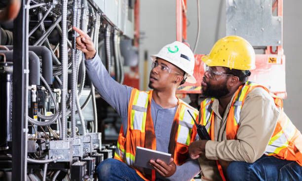 Best Electrical Contractors for Businesses  in Crescent City, CA